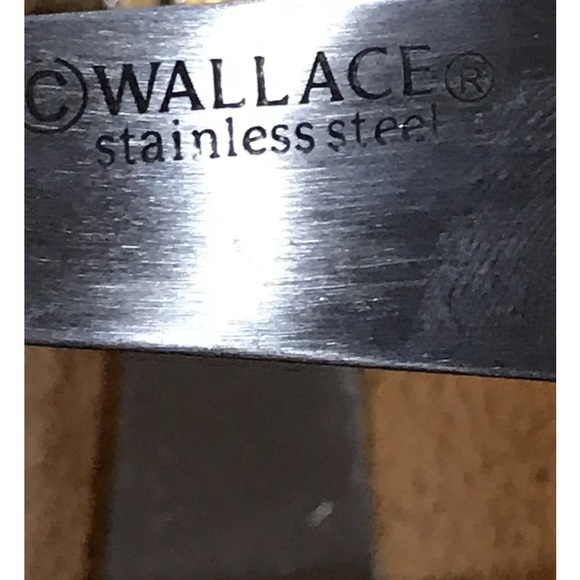 WALLACE Christmas SPREADERS Santa snowman candy cane tree holiday 4 stainles SET - Picture 2 of 7